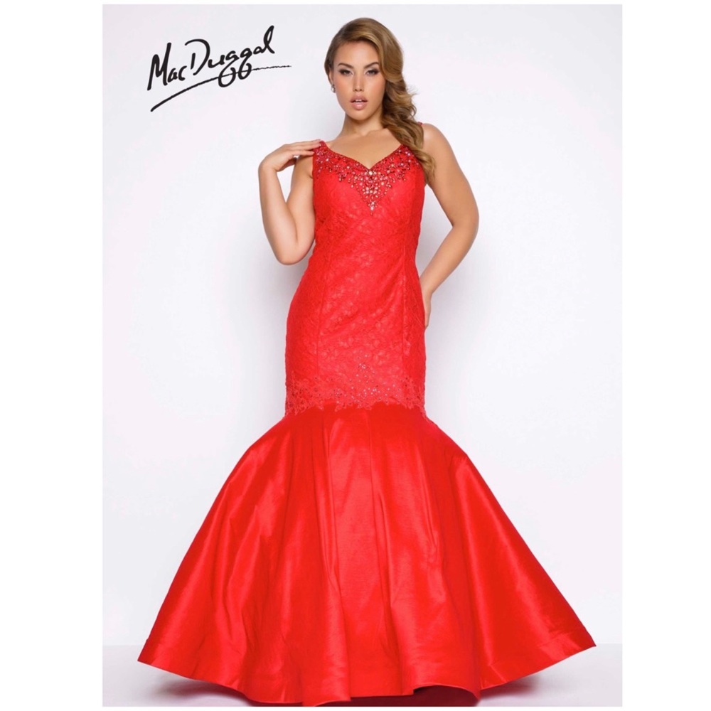 77178f Mac Duggal red formal dress